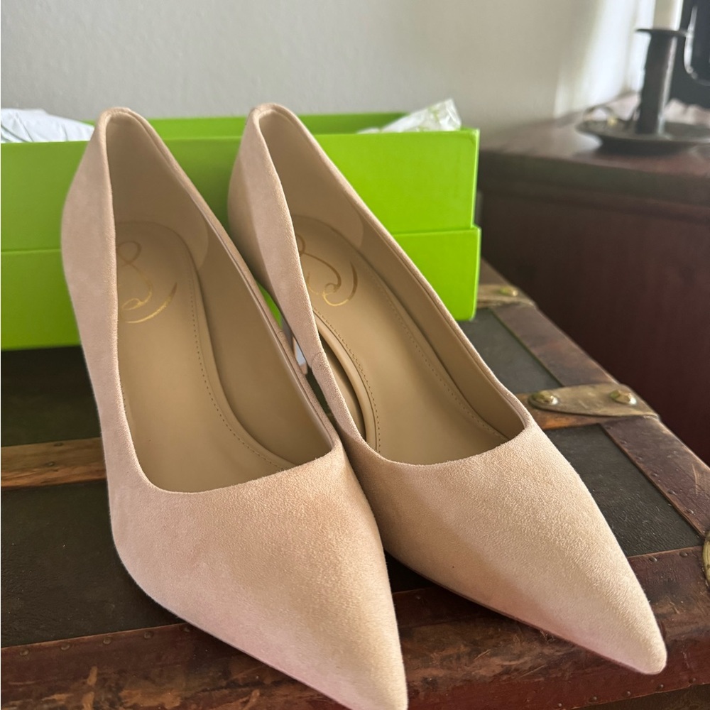 Women’s Sam Edelman Vienna Heel in Cappucino suede, Sz 7